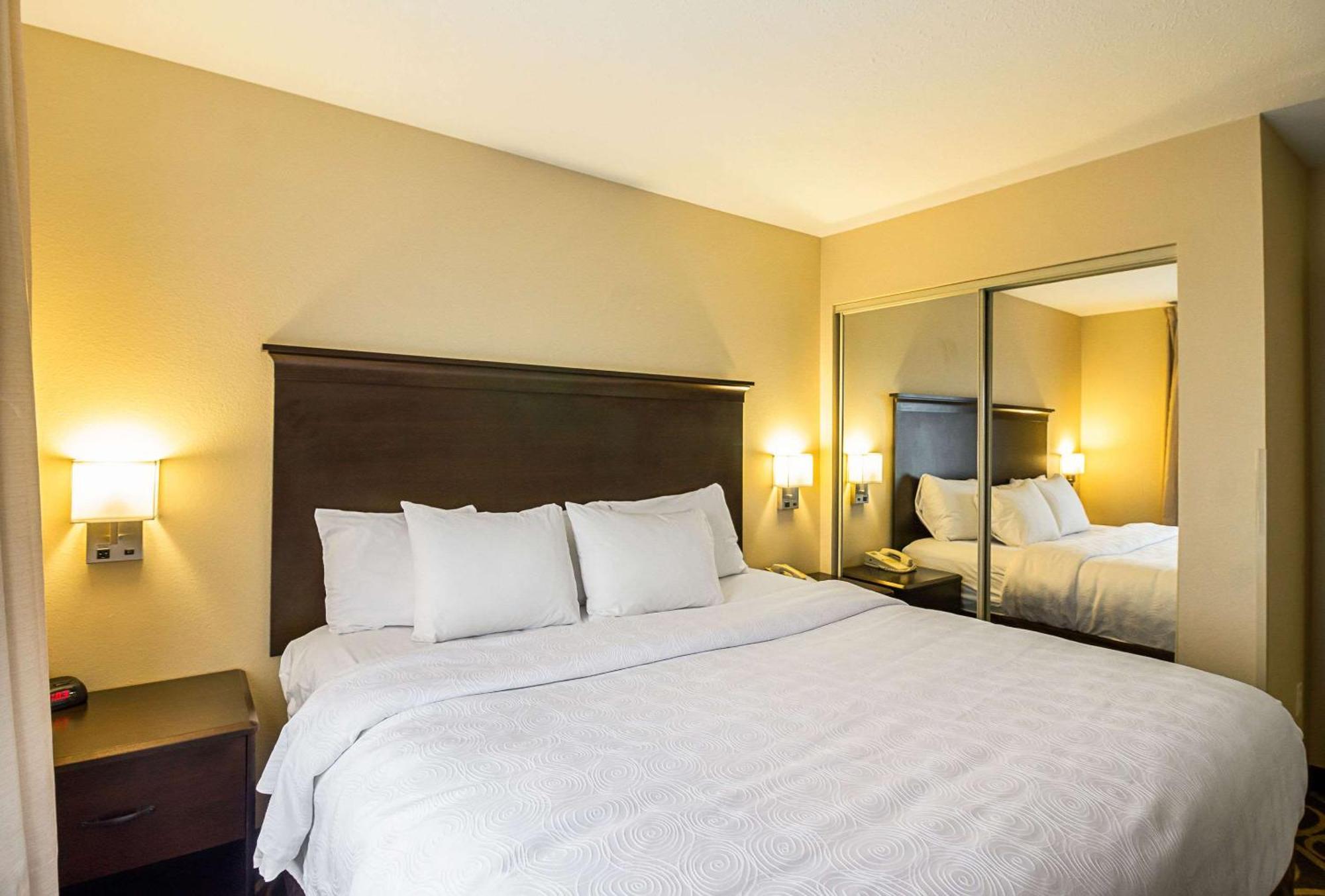 Mainstay Suites Fargo - I-94 Medical Center Luaran gambar