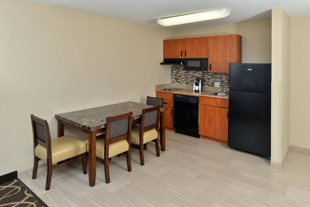 Mainstay Suites Fargo - I-94 Medical Center Luaran gambar